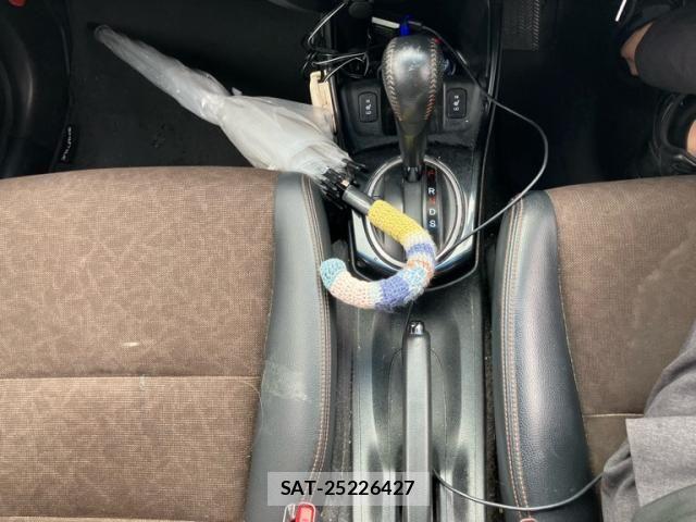 Honda FIT SHUTTLE HYBRID 2013-09 8780297-19