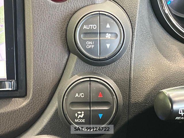 Honda FIT SHUTTLE HYBRID 2012-01 8795973-5