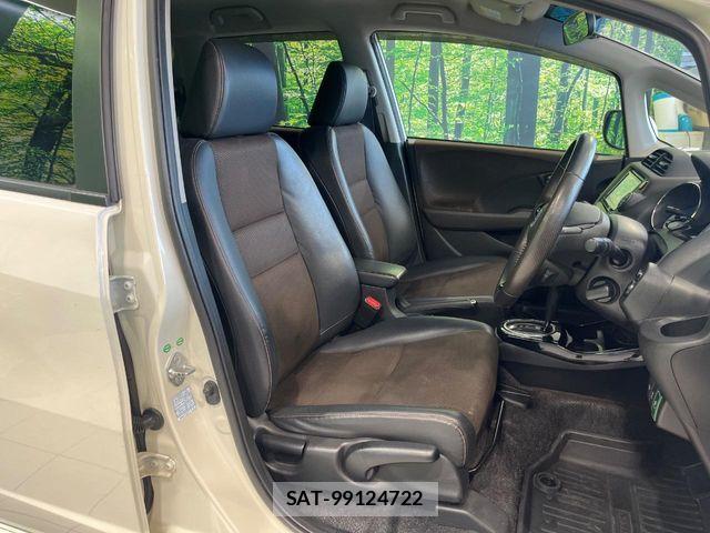Honda FIT SHUTTLE HYBRID 2012-01 8795973-7