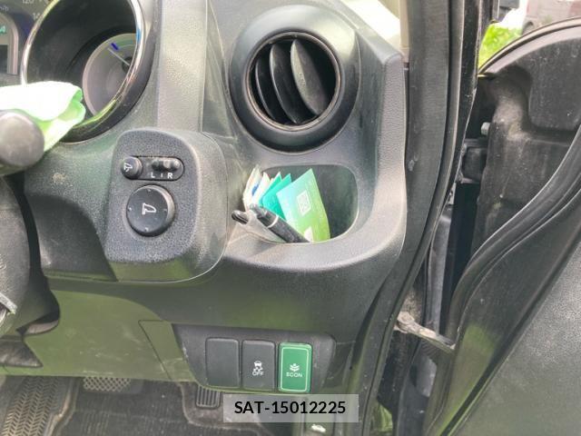 Honda FIT SHUTTLE HYBRID 2012-03 8829082-14
