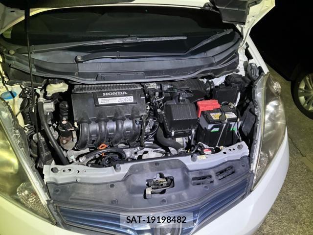 Honda FIT SHUTTLE HYBRID 2013-08 8840996-10