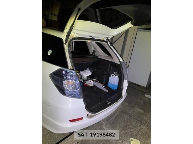 Honda FIT SHUTTLE HYBRID 2013-08 8840996-5