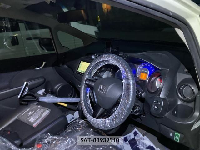 Honda FIT SHUTTLE HYBRID 2014-03 8849025-16