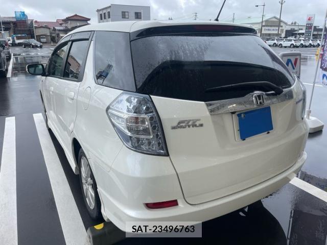 Honda FIT SHUTTLE HYBRID 2013-07 8871009-4