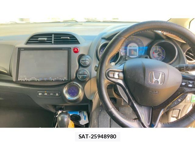 Honda FIT SHUTTLE HYBRID 2013-09 8879786-17