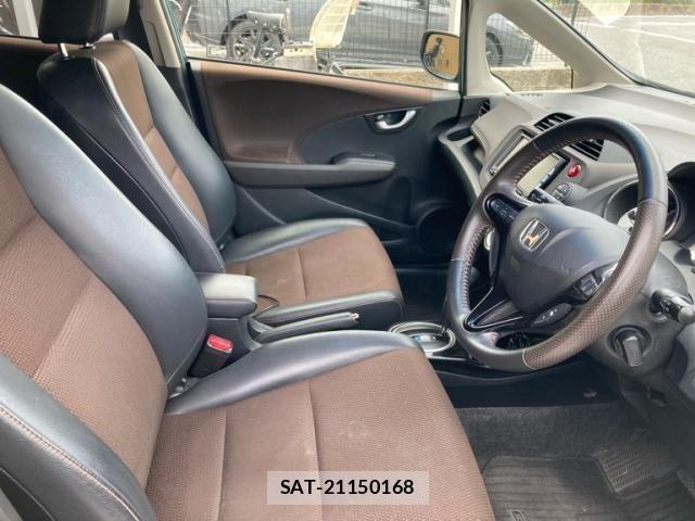 Honda FIT SHUTTLE HYBRID 2012-03 8879782-10