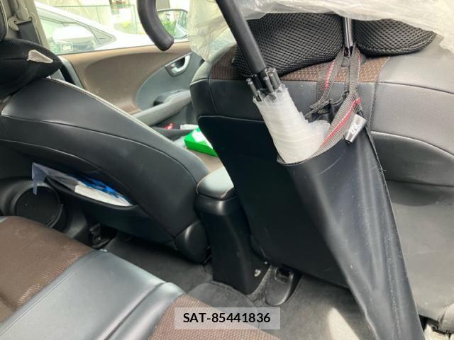 Honda FIT SHUTTLE HYBRID 2012-01 8879785-13