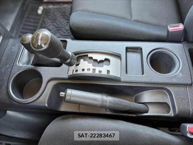Toyota FJ CRUISER 2012-12 7020485-24