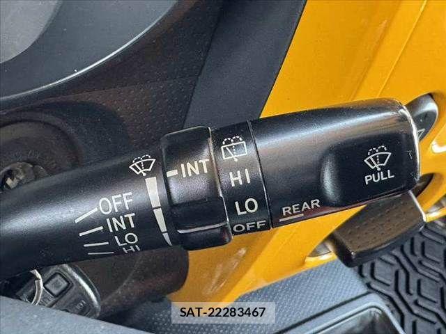 Toyota FJ CRUISER 2012-12 7020485-26