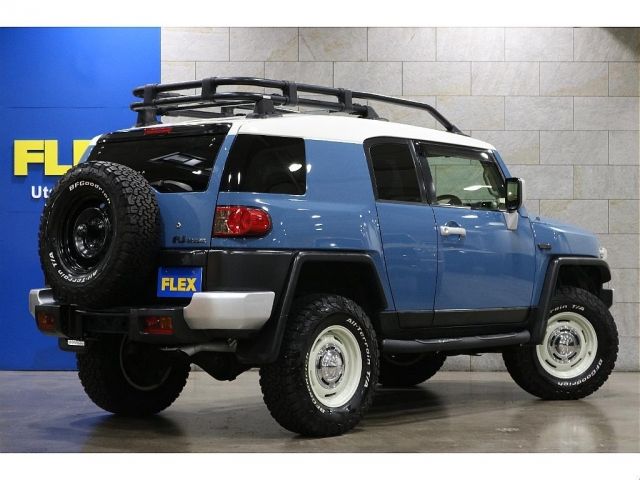 Toyota FJ CRUISER 2012-01 461856-1