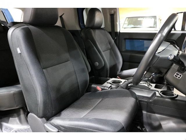 Toyota FJ CRUISER 2012-01 461856-5