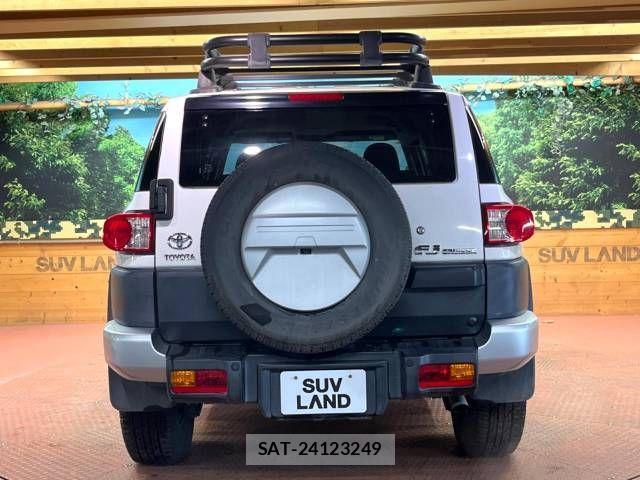Toyota FJ CRUISER 2016-01 648397-16