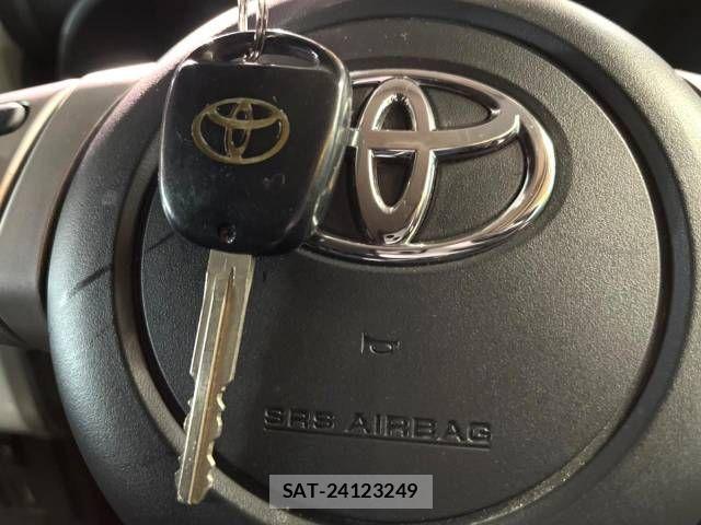 Toyota FJ CRUISER 2016-01 648397-8