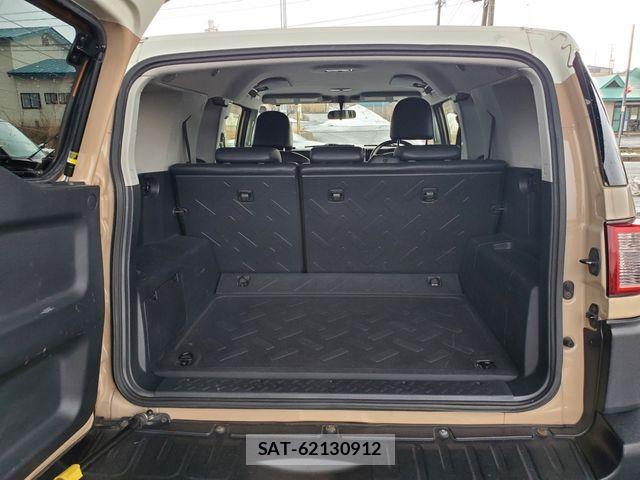 Toyota FJ CRUISER 2012-01 729282-13