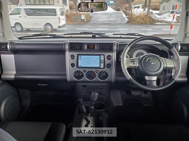 Toyota FJ CRUISER 2012-01 729282-18