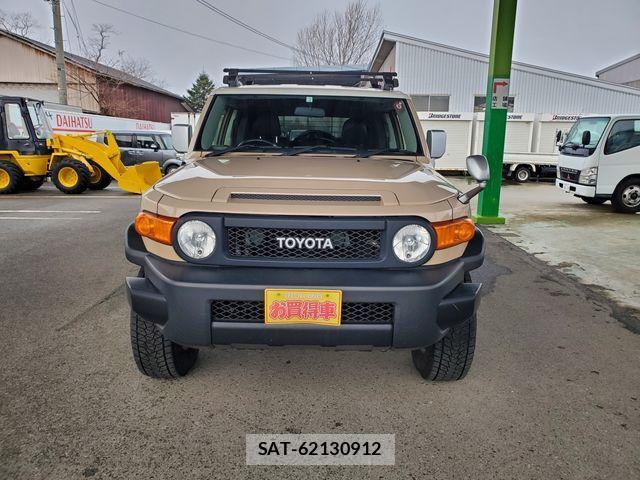 Toyota FJ CRUISER 2012-01 729282-1