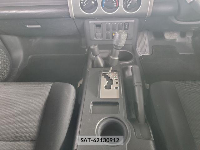 Toyota FJ CRUISER 2012-01 729282-23