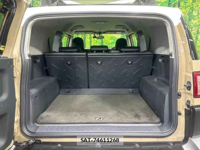 Toyota FJ CRUISER 2015-07 729287-11