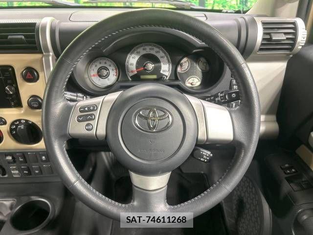 Toyota FJ CRUISER 2015-07 729287-12