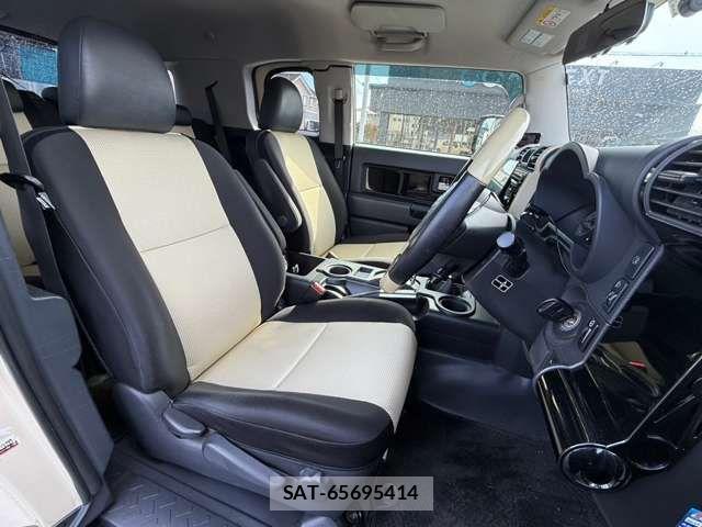 Toyota FJ CRUISER 2018-03 768594-17