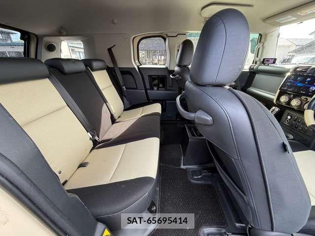 Toyota FJ CRUISER 2018-03 768594-18