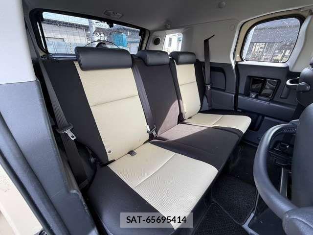 Toyota FJ CRUISER 2018-03 768594-19