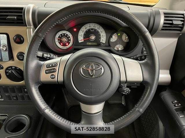 Toyota FJ CRUISER 2012-05 788363-12