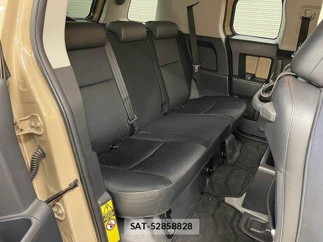 Toyota FJ CRUISER 2012-05 788363-8