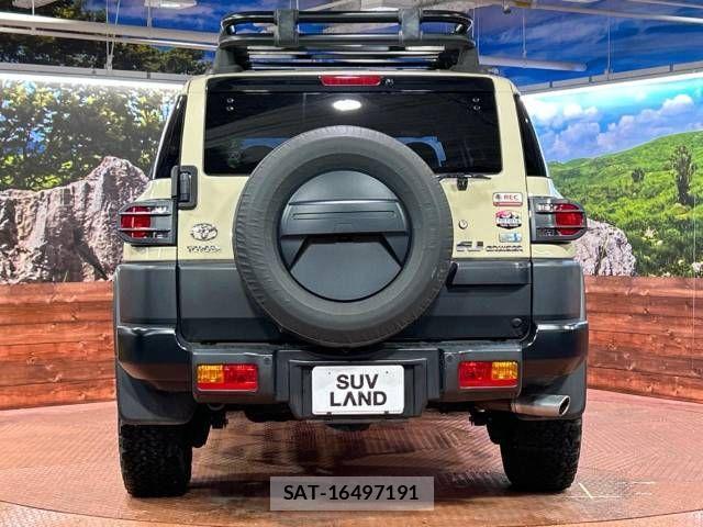 Toyota FJ CRUISER 2018-01 812502-14