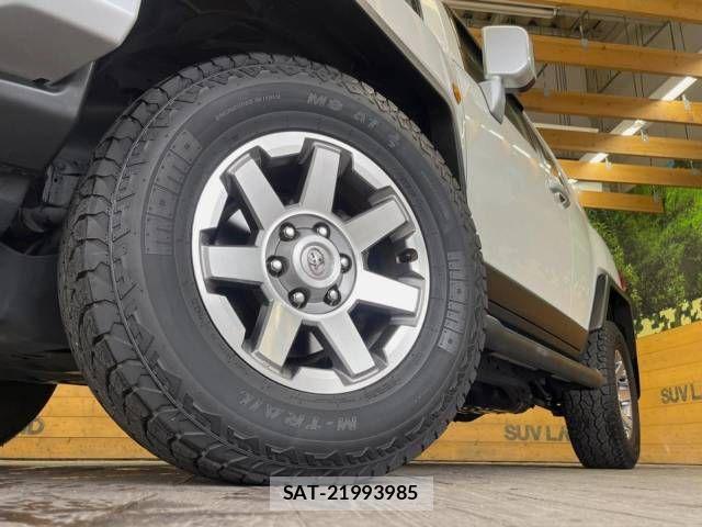 Toyota FJ CRUISER 2015-09 812498-13