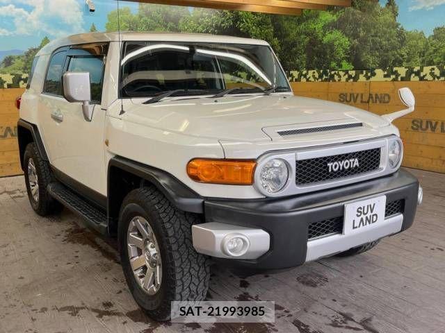 Toyota FJ CRUISER 2015-09 812498-16