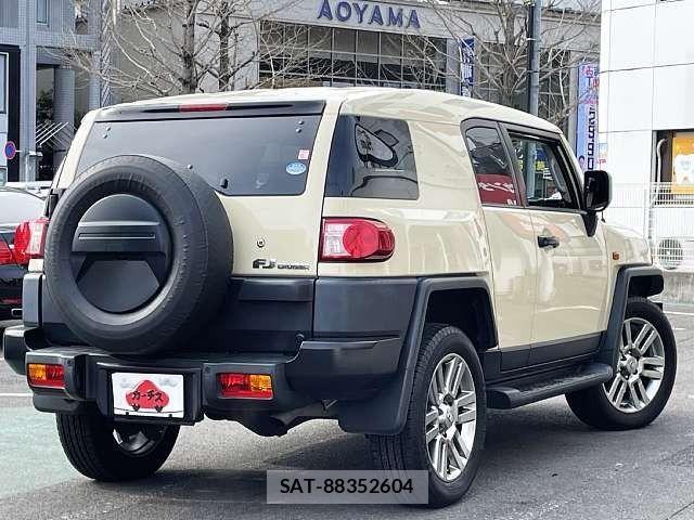 Toyota FJ CRUISER 2018-01 812501-2