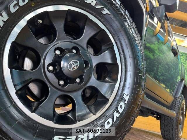 Toyota FJ CRUISER 2012-10 866309-12