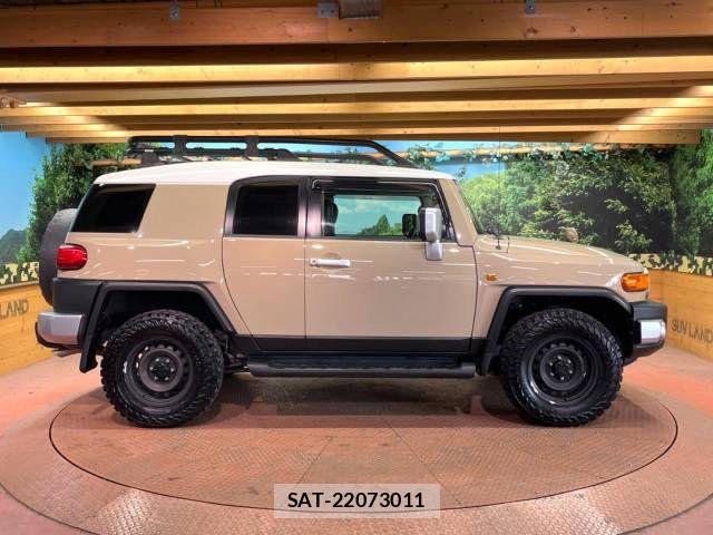 Toyota FJ CRUISER 2017-02 909694-15