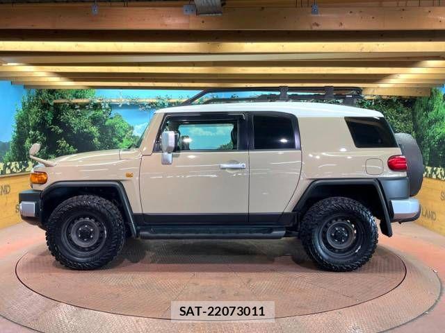 Toyota FJ CRUISER 2017-02 909694-16