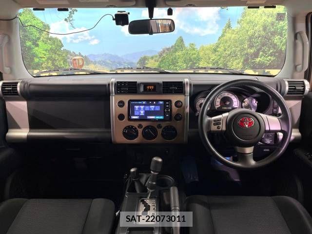 Toyota FJ CRUISER 2017-02 909694-1