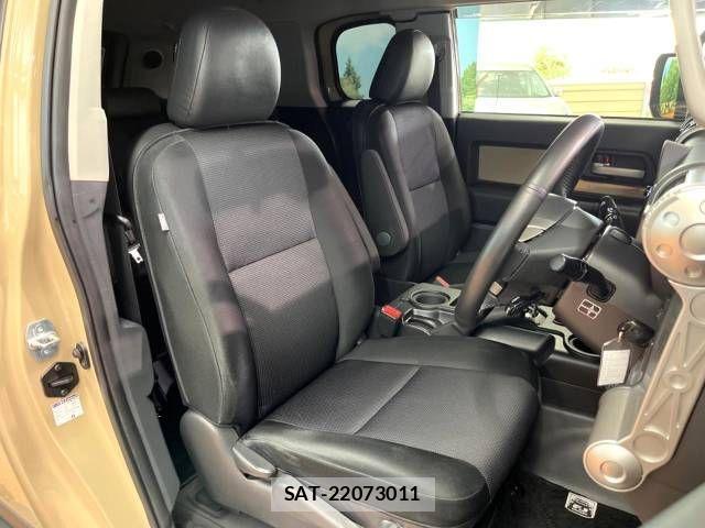 Toyota FJ CRUISER 2017-02 909694-8