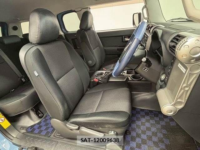 Toyota FJ CRUISER 2015-02 1174420-4