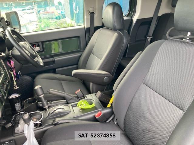 Toyota FJ CRUISER 2013-11 1281466-10