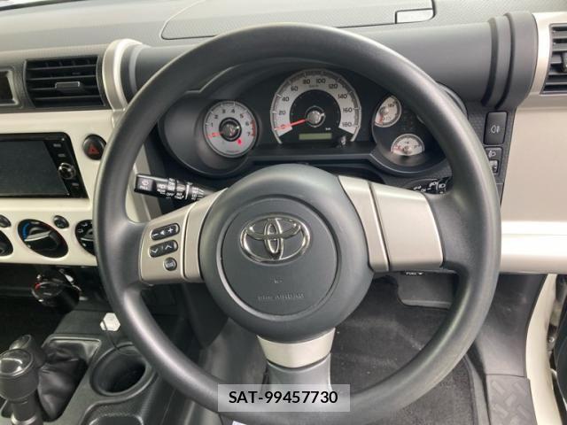 Toyota FJ CRUISER 2017-06 1301793-8