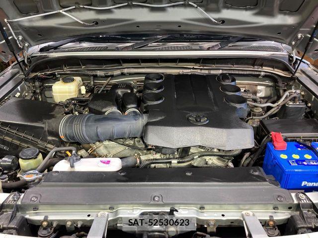 Toyota FJ CRUISER 2011-10 1402401-17