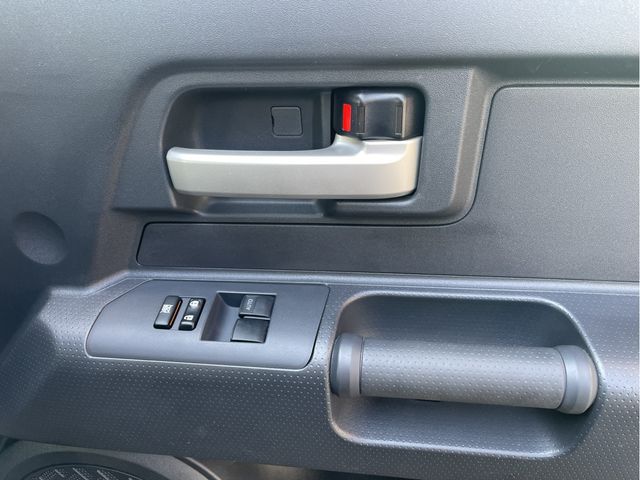 Toyota FJ CRUISER 2013-04 1463265-17