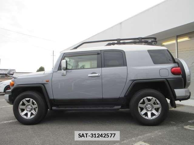 Toyota FJ CRUISER 2014-05 1870043-4