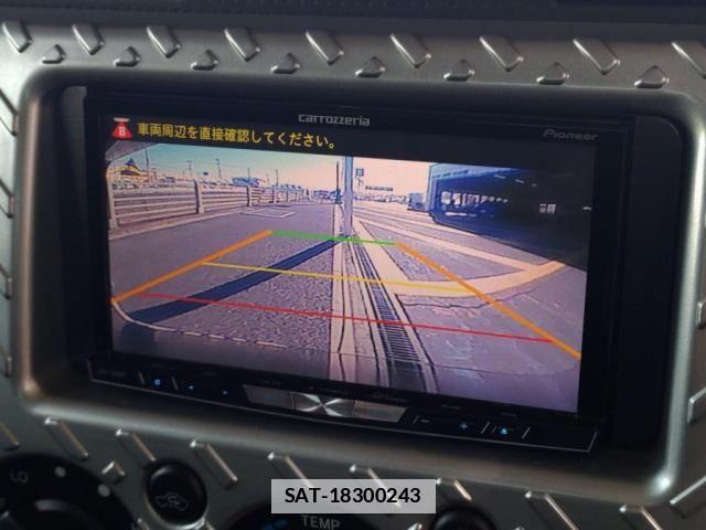 Toyota FJ CRUISER 2014-04 2348792-13