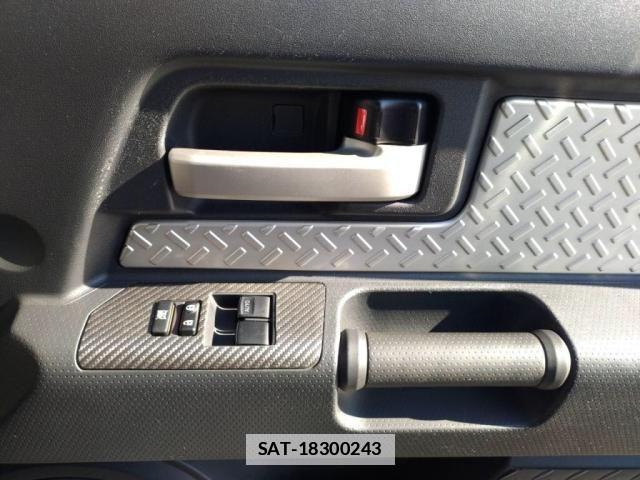 Toyota FJ CRUISER 2014-04 2348792-22