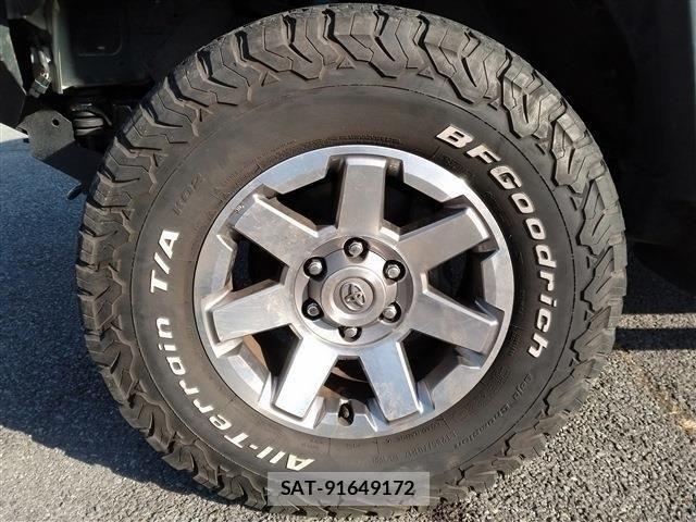 Toyota FJ CRUISER 2017-10 2446463-9