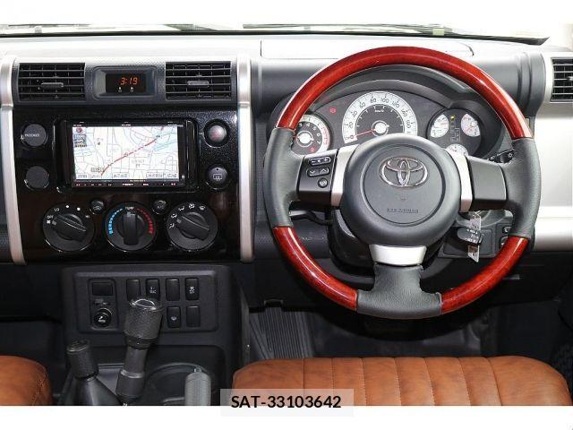 Toyota FJ CRUISER 2011-01 2665099-11