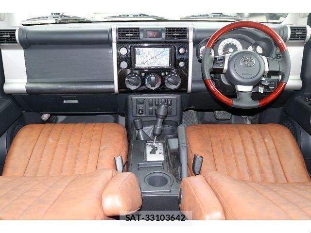 Toyota FJ CRUISER 2011-01 2665099-1