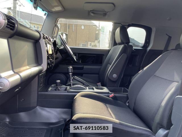 Toyota FJ CRUISER 2015-04 3373433-15
