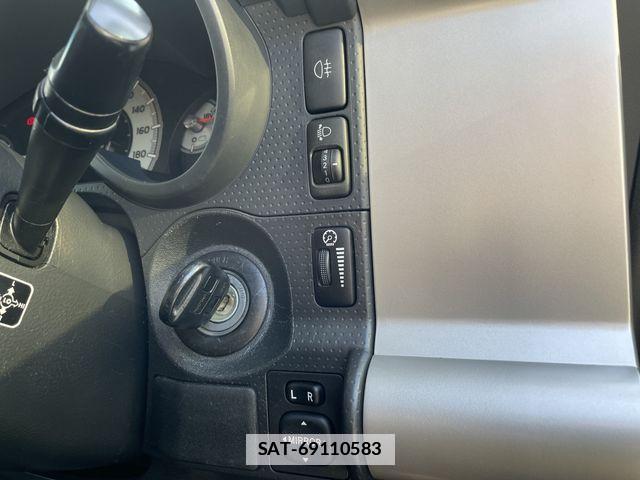 Toyota FJ CRUISER 2015-04 3373433-22